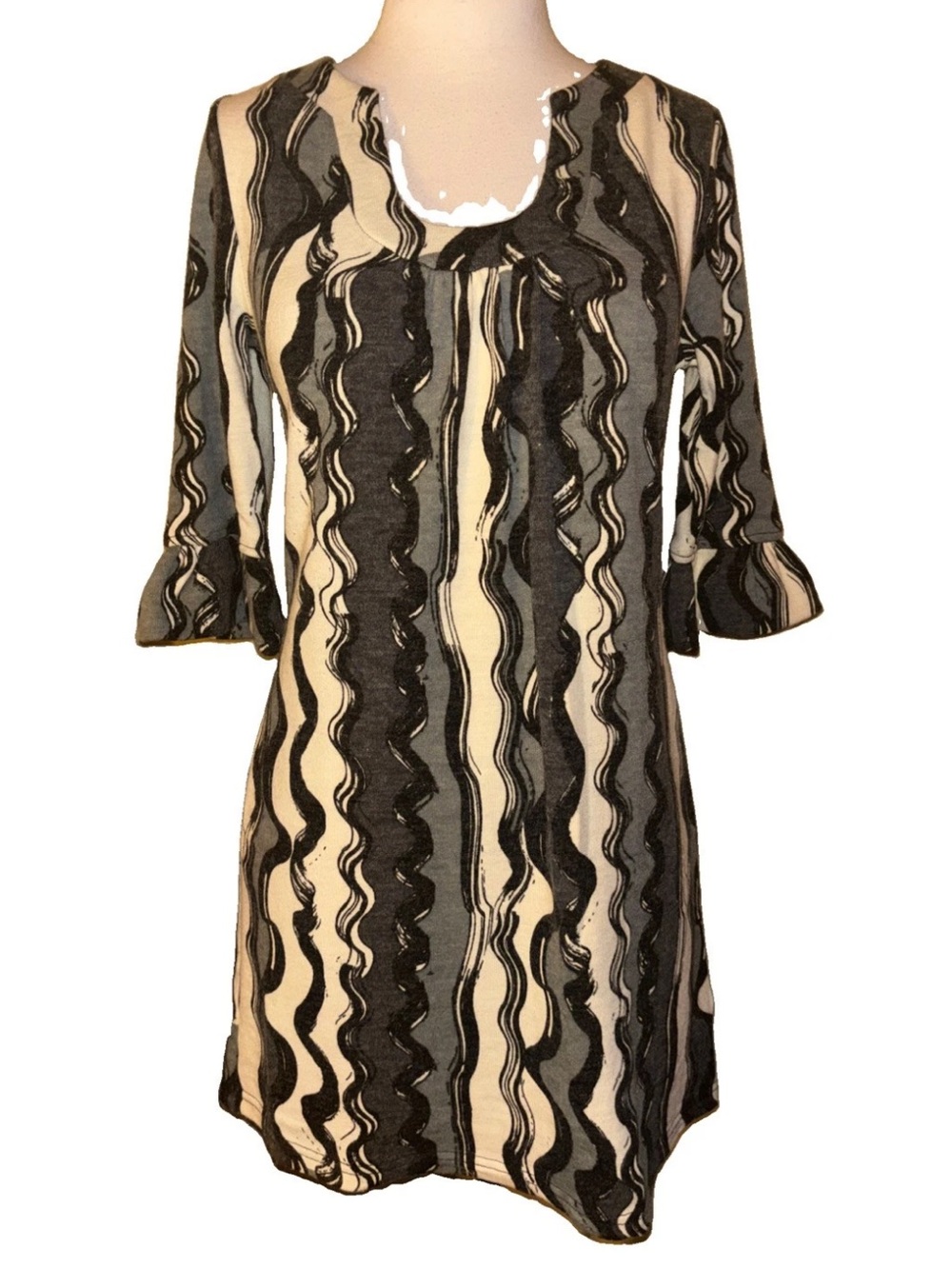 Aryeh Black & Cream Wavy Stripe Tunic